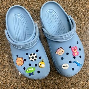 Crocs Womens 7 / Mens 5